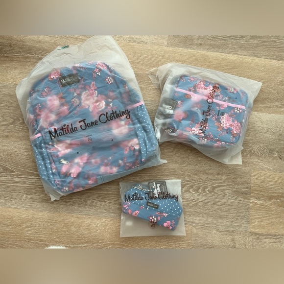 NWT Matilda Jane Harlow Floral Backpack + pencil Case + Lunch Bag 3 pcs SET NWT - Picture 4 of 13